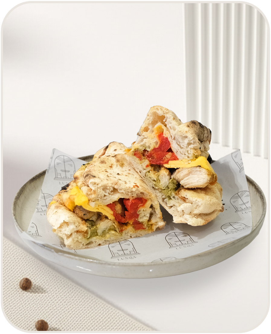 Izgara Tavuklu Artizan Sandviç